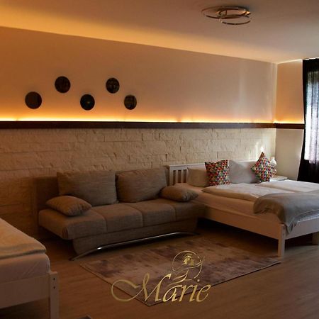 Gaestehaus Marie Pansdorf ภายนอก รูปภาพ