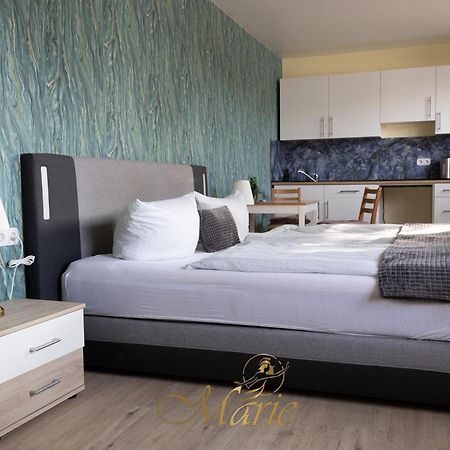 Gaestehaus Marie Pansdorf ภายนอก รูปภาพ